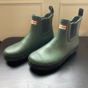 Hunter boot. Short rain boot. Womens Size 10. Kelly green